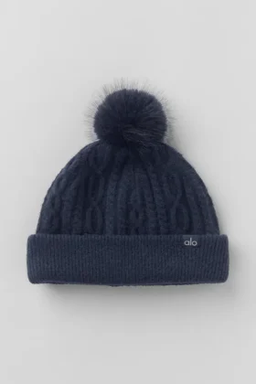 Gorro de invierno «Winter Bliss» de punto trenzado – Azul marino