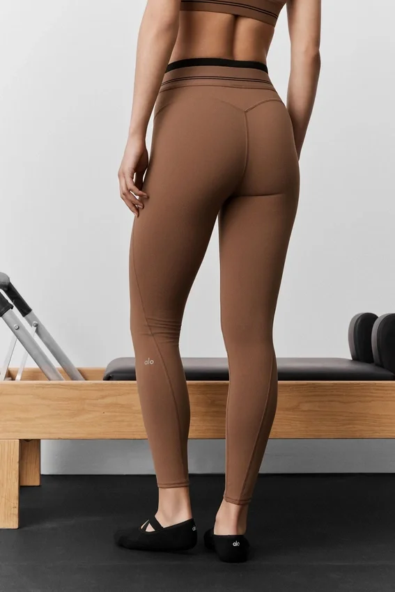 High-Waist Airbrush Legging «Better Together» de largo 7/8 con estampado aerógrafo - Marrón «Sun Kissed»/Negro