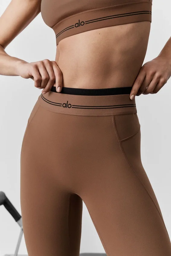 High-Waist Airbrush Legging «Better Together» de largo 7/8 con estampado aerógrafo - Marrón «Sun Kissed»/Negro