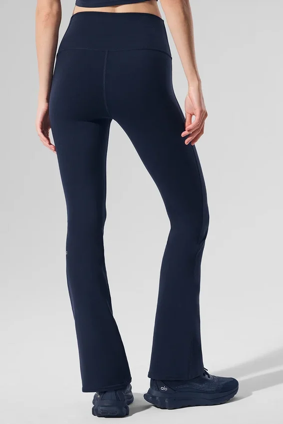 High-Waist Airbrush Legging con corte acampanado 7/8 - Azul marino