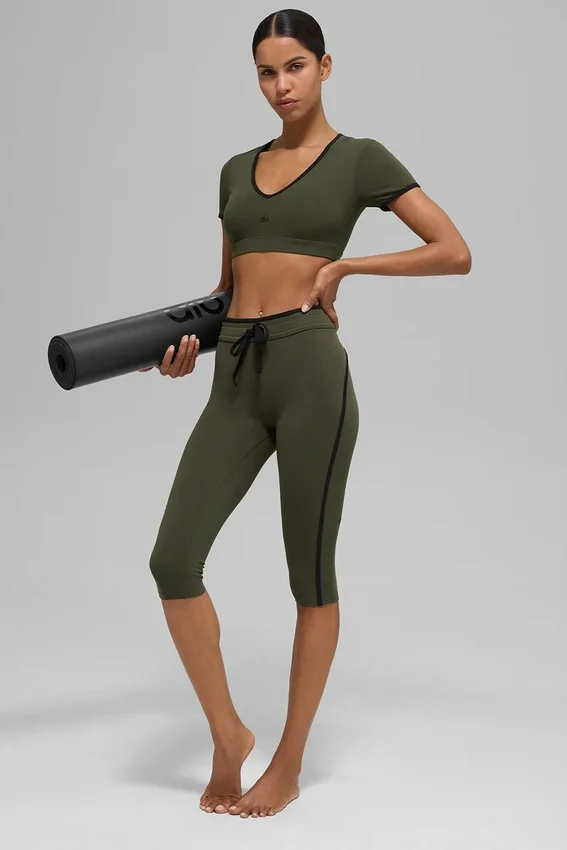 High-Waist Airbrush Race Pace Capri - Verde oliva/Negro