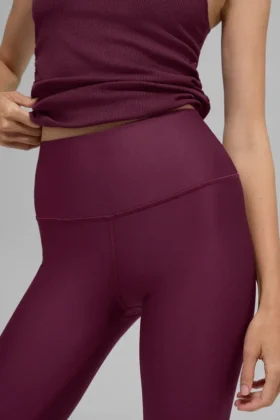 High-Waist Airlift Legging – Burdeos