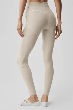 High-Waist Alosoft Heart Throb Leggings 7/8 – Avena jaspeada/Blanco