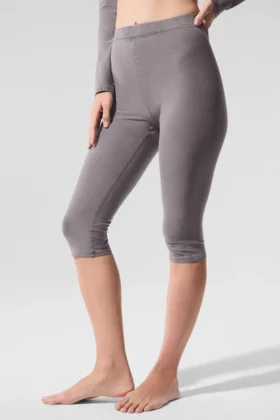 High-Waist Alosoft «Iconic 90's» capri — Lavado gris frío