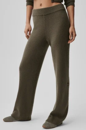High-Waist New Class de pierna ancha, de lana y cachemira - Olive Tree