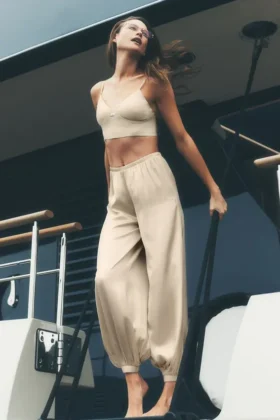 High-Waist Radiance Pant de mezcla de seda - Beige arena