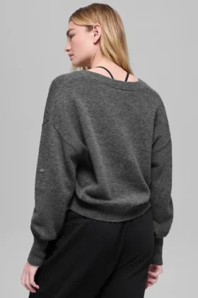 Jersey corto de lana y cachemira con cuello en V de la colección «New Class» – Gris platino
