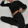 Jersey de cachemira de punto waffle con cremallera de 1/4 — Negro