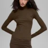 Jersey de manga larga con cuello alto «Mesmerize» de punto acanalado - Espresso