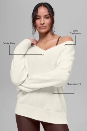 Jersey oversize de cuello en V de lana y cachemira New Class – Marfil