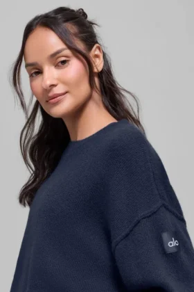 Jersey unisex de cuello redondo «New Class» de lana y cachemira – Azul marino