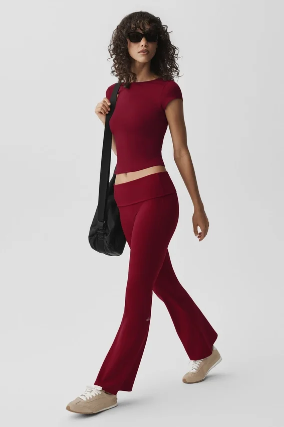 Leggings acampanados con vuelta de Alo Softsculpt - Rojo «Summer Romance»