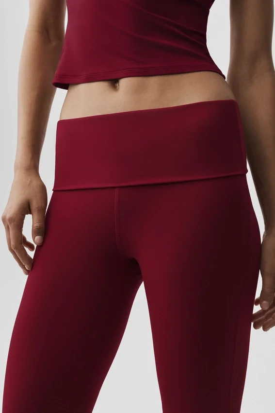 Leggings acampanados con vuelta de Alo Softsculpt - Rojo «Summer Romance»