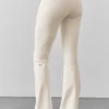 Leggings de talle alto y corte acampanado Airbrush - Marfil