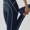 Leggings «Heart Throb» de cintura alta con efecto Airbrush - Azul marino/Blanco