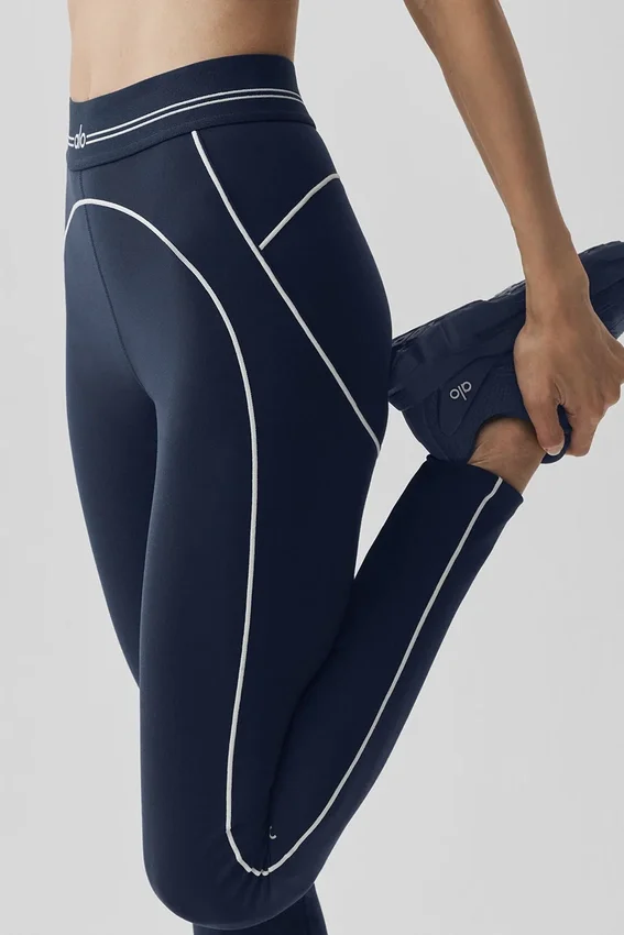 Leggings «Heart Throb» de cintura alta con efecto Airbrush - Azul marino/Blanco