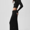 Pantalón ancho de talle medio Unwind de jersé — Negro
