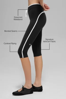 Pantalón capri de cintura alta Airbrush Race Pace – Negro/Blanco