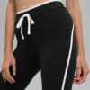 Pantalón capri de cintura alta Airbrush Race Pace - Negro/Blanco