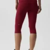 Pantalón capri de talle bajo con cinturilla doblada Alo Softsculpt - Rojo «Summer Romance»
