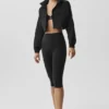 Pantalón capri High-Waist Airbrush de 16" — Negro