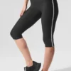 Pantalón capri High-Waist Airlift de corte superelegante con contraste - Negro/Blanco