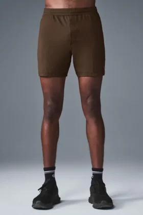 Pantalón corto Conquer React Performance de 7" - Espresso