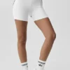 Pantalón corto de cintura alta «Heart Throb» con estampado «Airbrush» de 4" - Blanco/Negro