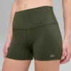 Pantalón corto de compresión de 3" Alo Softsculpt High-Waist — Verde oliva