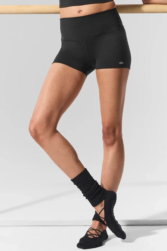 Pantalón corto de compresión Precision de Alo Softsculpt High-Waist de 3" — Negro
