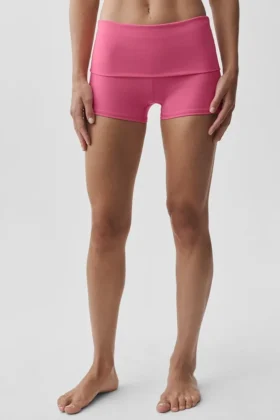 Pantalón corto de talle bajo con cinturilla doblada Alo Softsculpt de 3″ — Rosa Paraíso