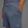 Pantalón corto deportivo Conquer React de 7" - Bluestone
