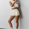 Pantalón corto High-Waist Alosoft de 3" — Color avena jaspeado