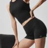 Pantalón corto High-Waist Alosoft de 3" - Negro