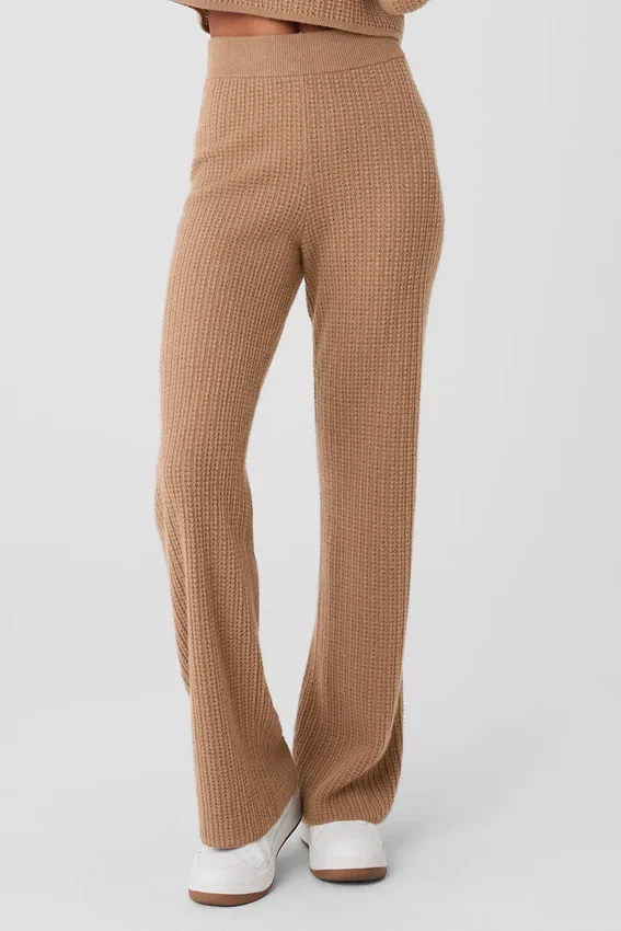 Pantalón de cachemira High-Waist con tejido de panal mullido - Almendra tostada