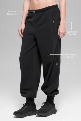 Pantalón de chándal «Retreat» de forro polar High-Waist — Negro