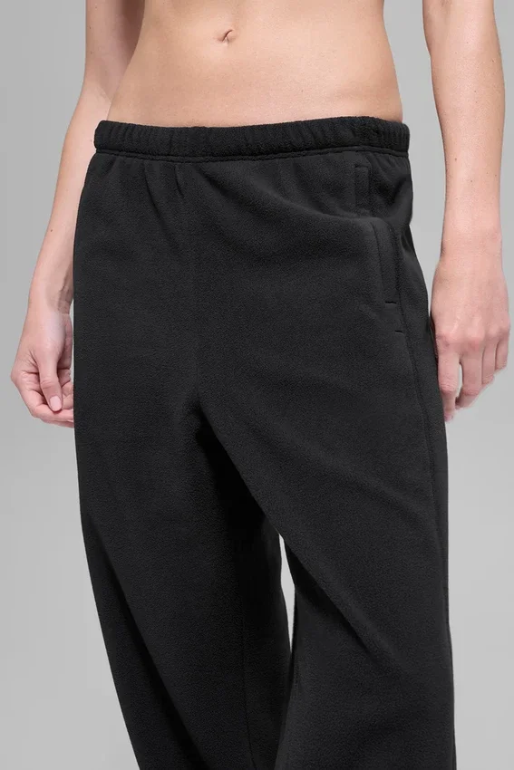 Pantalón de chándal «Retreat» de forro polar High-Waist — Negro