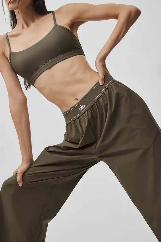 Pantalón de traje (corte regular) - Olive Tree