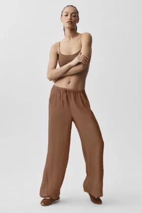 Pantalón recto High-Waist «Golden Hour» semitransparente — Marrón «Sun Kissed»