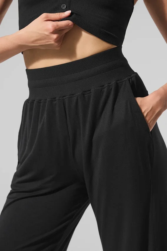 Pantalones acampanados de estar por casa, delicados y semitransparentes - Negro