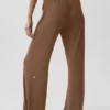 Pantalones acampanados de estilo lounge, delicados y semitransparentes - Marrón bronceado