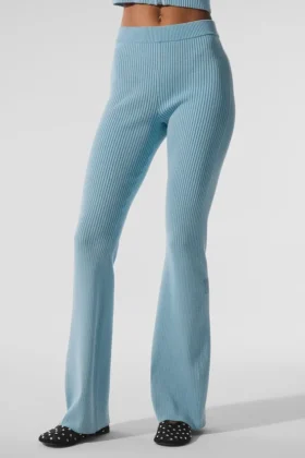 Pantalones acampanados High-Waist de punto vaquero — Azul celeste/Azul celeste oscuro