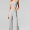Pantalones acampanados semitransparentes y delicados para estar por casa — Gris jaspeado deportivo