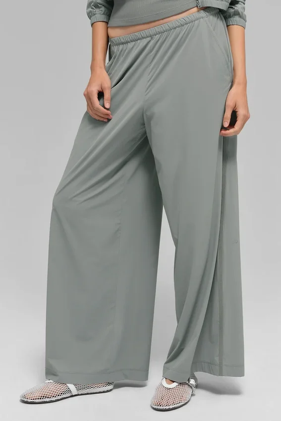 Pantalones Breezy de pierna ancha (corte regular) - Gris lunar