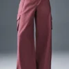 Pantalones cargo de pierna ancha Show Off (corte regular) - Burdeos trufado