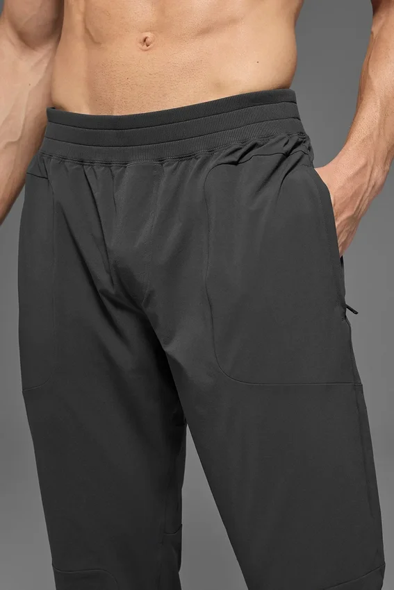 Pantalones Co-Op (corte regular) - Antracita