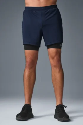 Pantalones cortos Conquer React 2 en 1 de alto rendimiento - Azul marino/Negro