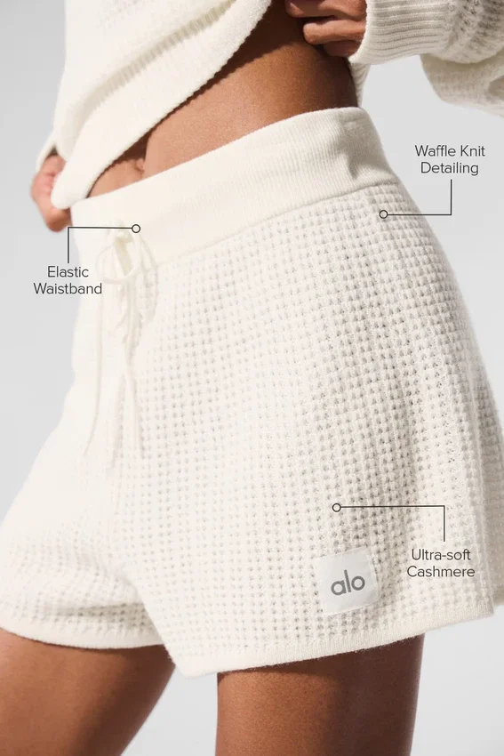 Pantalones cortos de cachemira High-Waist con tejido de gofre mullido - Marfil