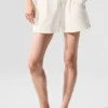 Pantalones cortos de chándal Low Key — Marfil