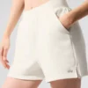 Pantalones cortos de chándal Low Key — Marfil